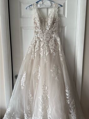 Rosa Clara Ivory and Nude Lace A‑Line Wedding Dress
